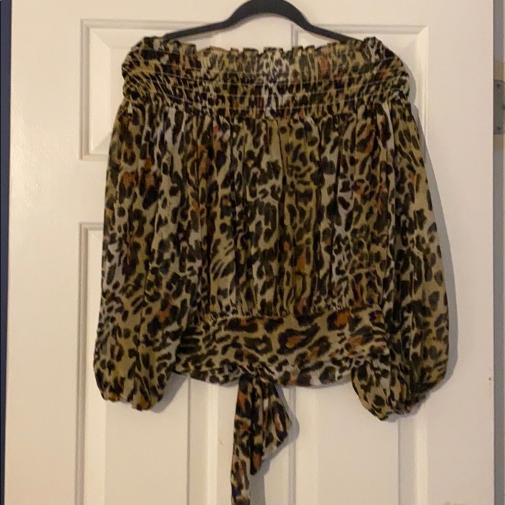 Leopard strapless top